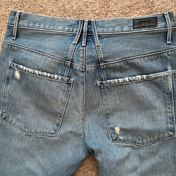 Denim - Picture 3 of 4